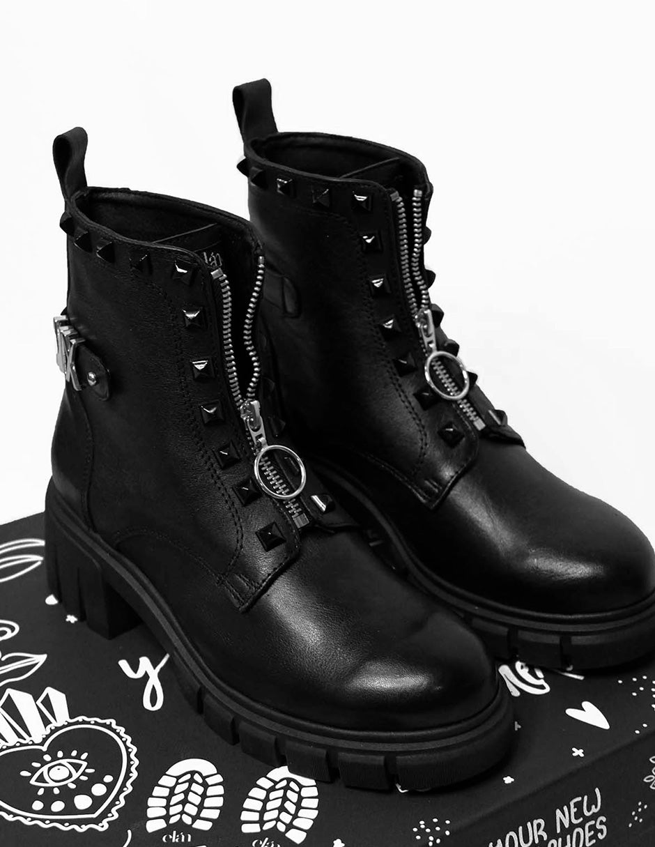 The Olivia Black Leather