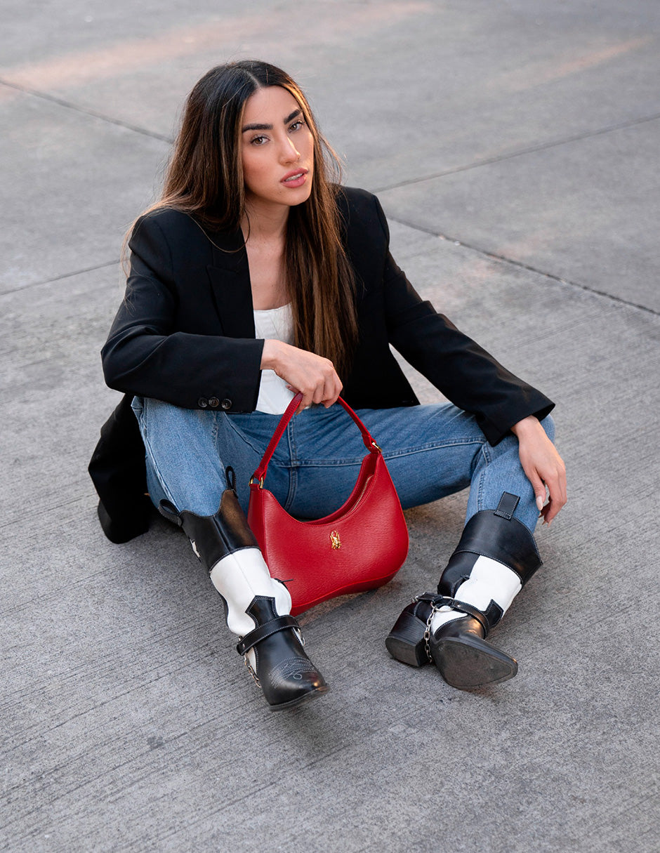 The Cayetana Black&White Leather