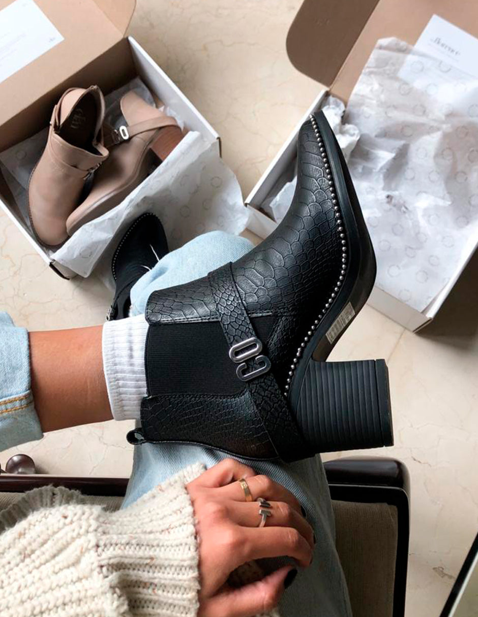 The Florence black