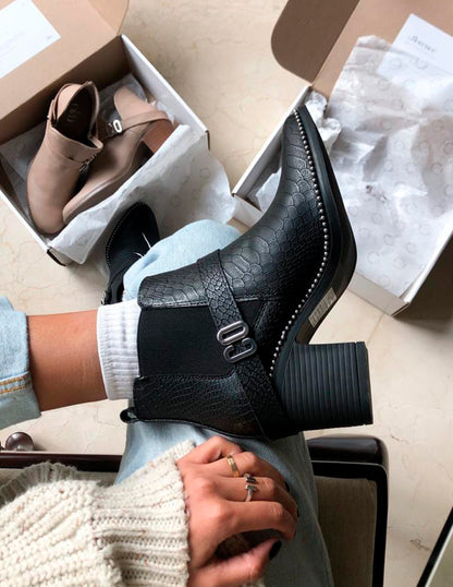 The Florence black