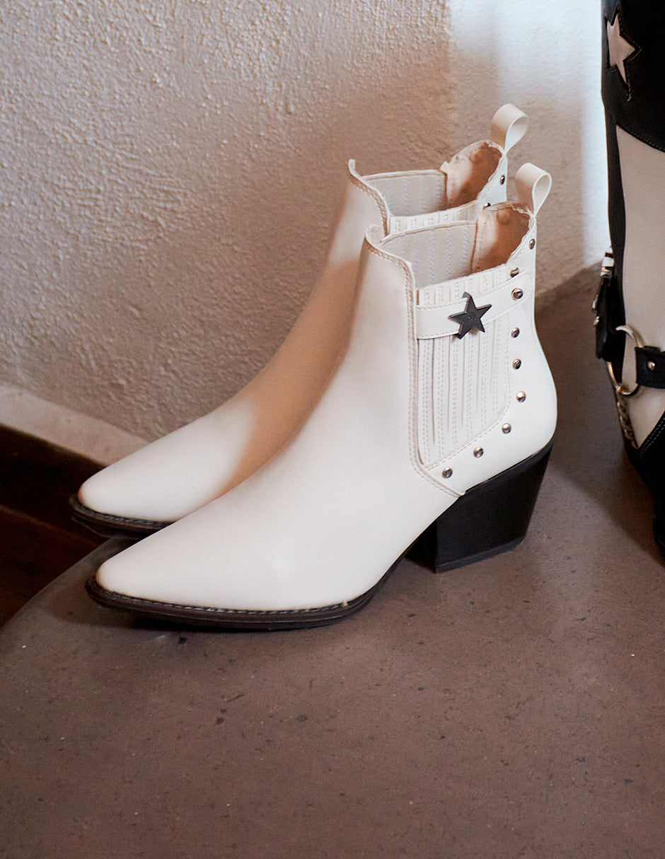 The Catalina white