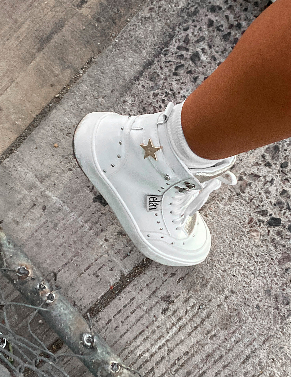 The Cordelia white and studs