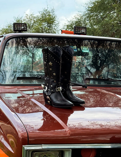 The Harlow black leather