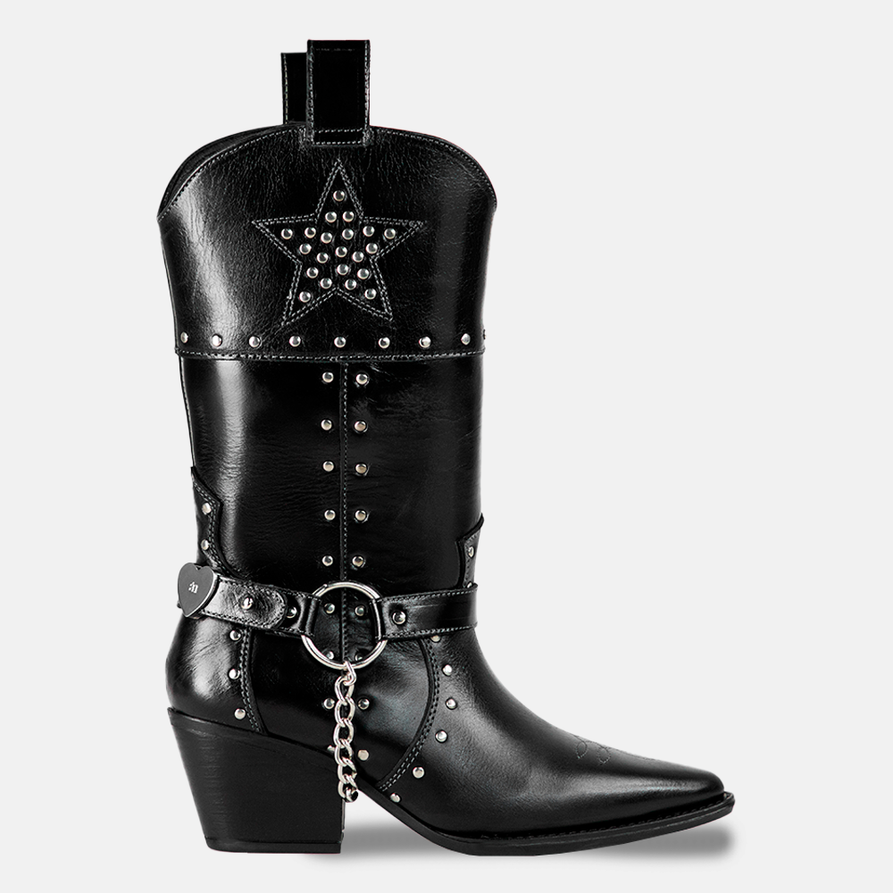 The Cayetana Black & Studs Leather