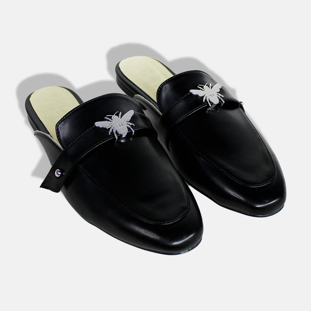The Victoria Black