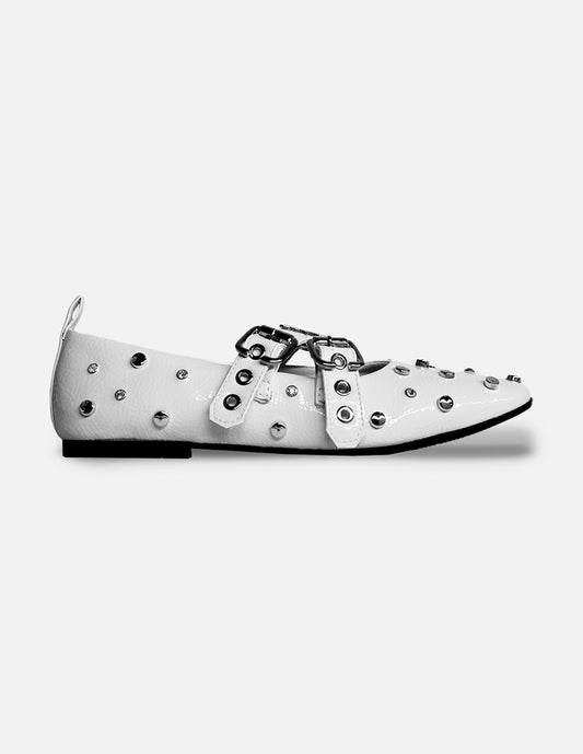 The Fiorella White&Studs